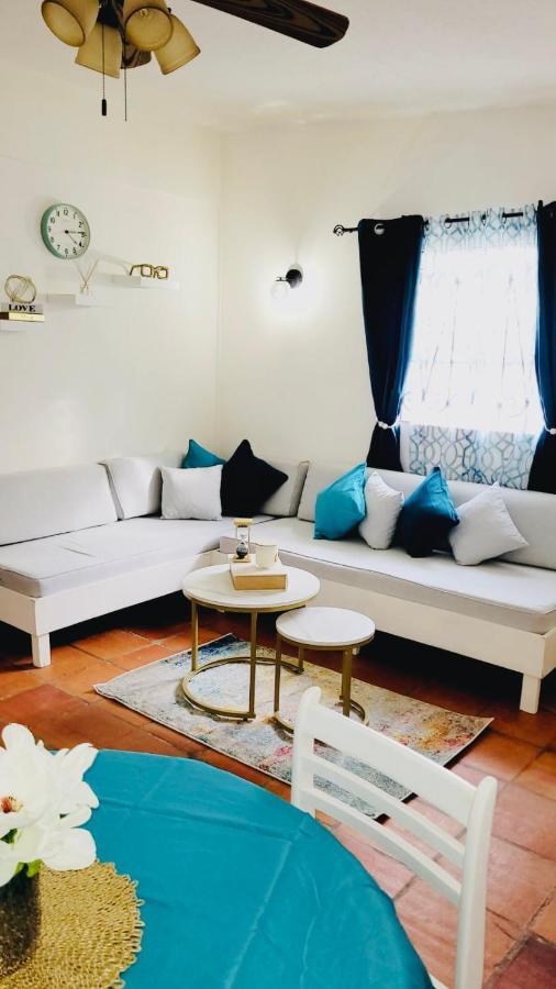 Sugalove Villa 30 Flamboyant Ave Saint James Kültér fotó